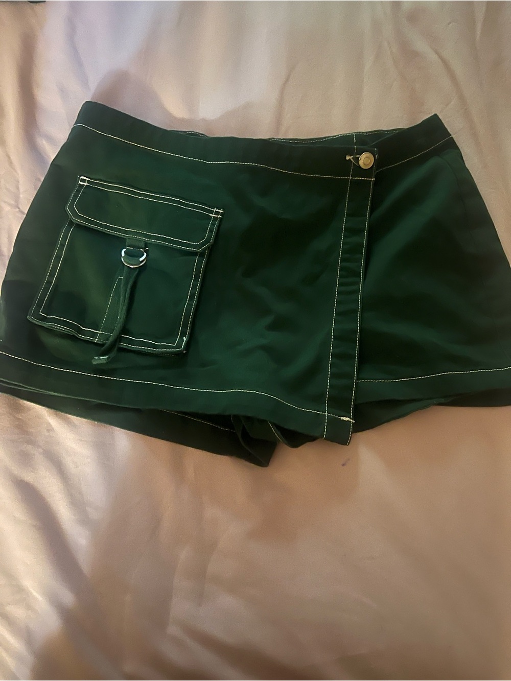 Women’s Dark Green Cargo Skort with Pocket Detail